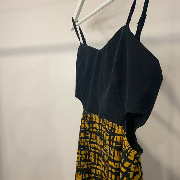 Forever 21 Dress XS - Picture 2 of 5